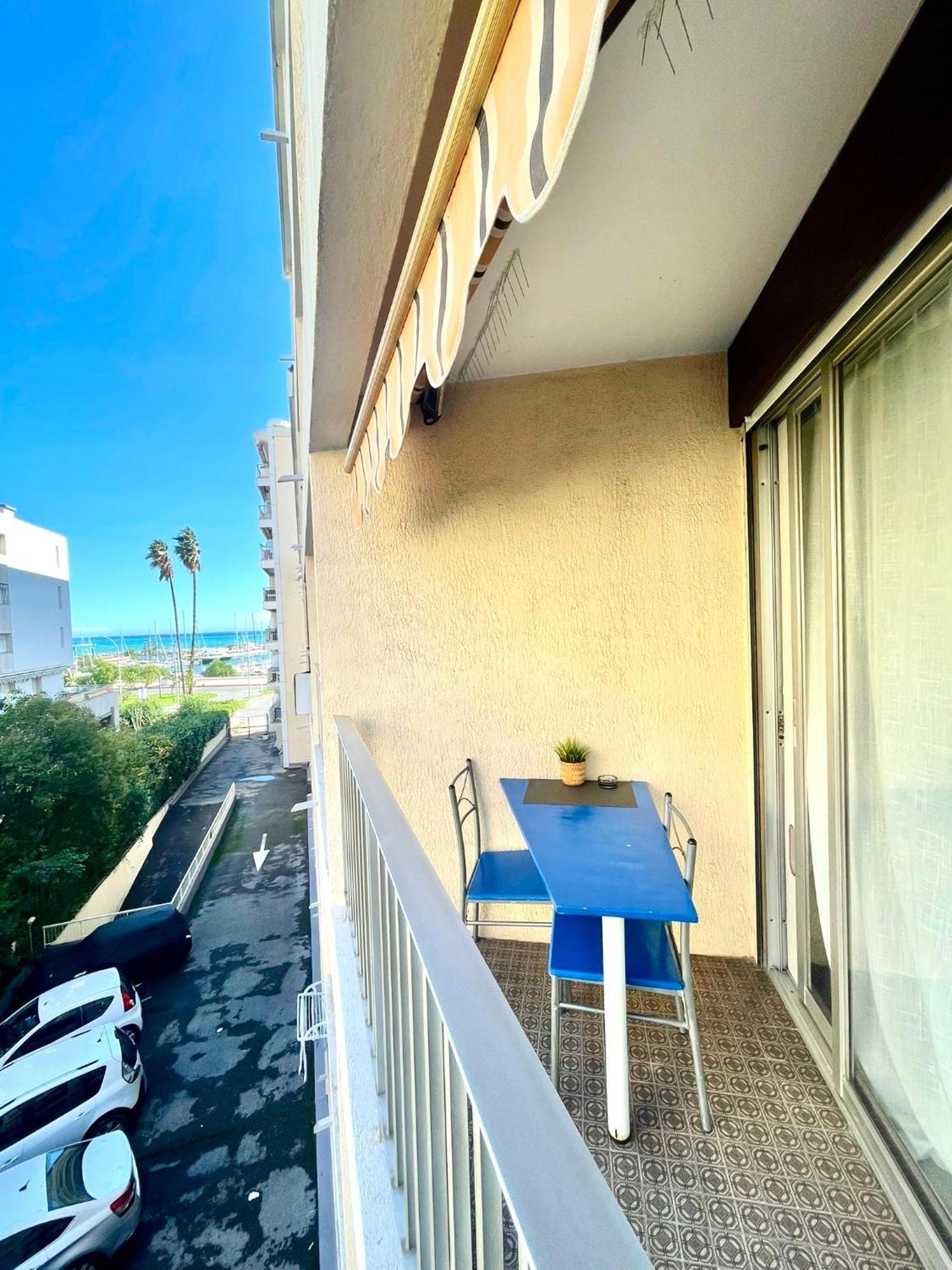 Super Menton Bord Mer Exterior photo